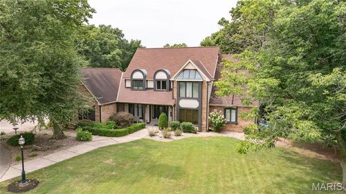 19339 Hurricane Drive, Carlinville, IL, 62626 | Card Image