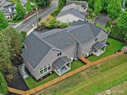 b-9207 Ne 175th St, Bothell, WA, 98011-3616 | Card Image