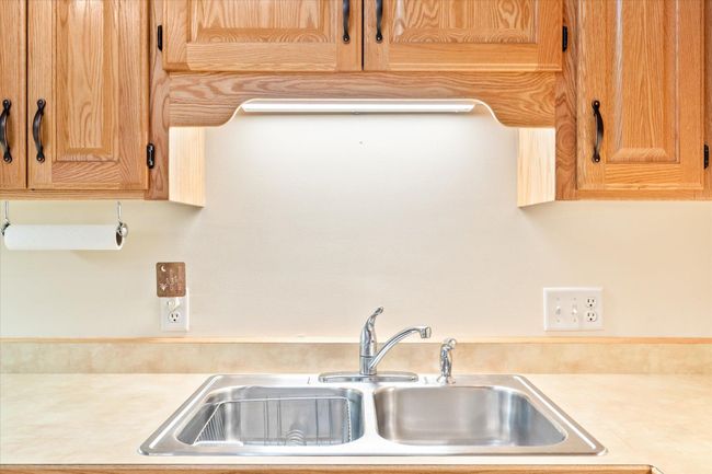 UNIT-308 - 5200 Pathways Ave, Condo with 2 bedrooms, 2 bathrooms and null parking in White Bear Lake MN | Image 9