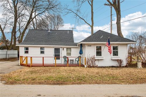 256 Breezeway Drive, Irondequoit, NY, 14622 | Card Image