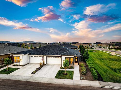 12150 S Glory Ln, Kuna, ID, 83634-2769 | Card Image