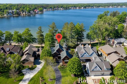 6775 Sunset Cove Ne, Rockford, MI, 49341 | Card Image