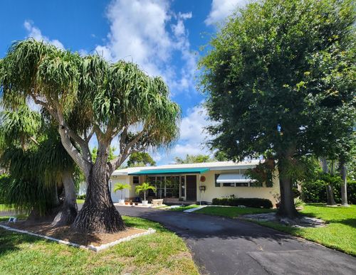 111 Se 7th St, Pompano Beach, FL, 33060-8433 | Card Image
