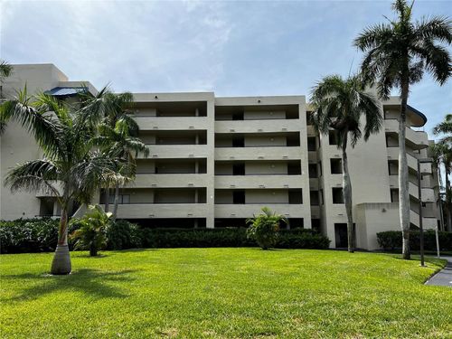 apt-203-825 S Osprey Ave, SARASOTA, FL, 34236-7805 | Card Image