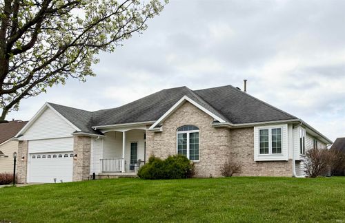 2027 Jonathan Street, Kendallville, IN, 46755-2868 | Card Image