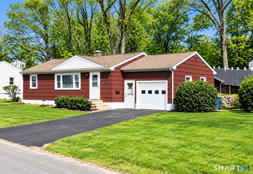 140 Courtland Ave, Waterbury, CT, 06705-2414 | Card Image