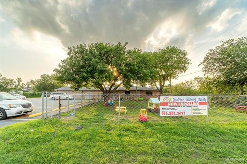 2605 S Cesar Chavez Rd, Edinburg, TX, 78542-4996 | Card Image