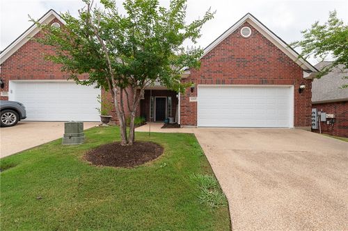 1607 Culture Ln, College Station, TX, 77845-7299 | Card Image