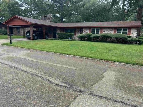 2101 Marilynn St, El Dorado, AR, 71730-8136 | Card Image