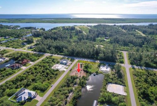 15794 Applewhite Cir, PORT CHARLOTTE, FL, 33981-4235 | Card Image