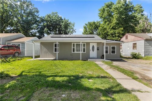 1018 Mildred St, Kansas City, KS, 66104-5859 | Card Image