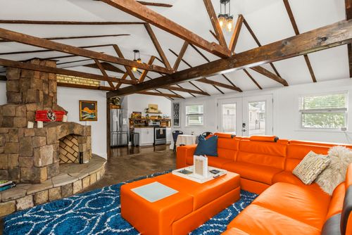 1025 Chicamauga Ave, Nashville, TN, 37206-3527 | Card Image