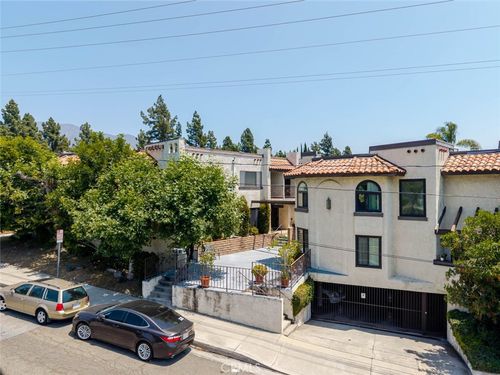 4136 Ocean View Blvd, Montrose, CA, 91020-1550 | Card Image