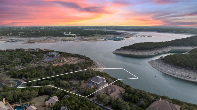 17807 Breakwater Dr, House other with 4 bedrooms, 6 bathrooms and 3 parking in Jonestown TX | Image 38