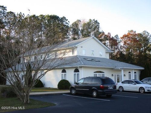 405 Hastings Ln, Elizabeth City, NC, 27909-3327 | Card Image