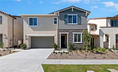 3812 Crossen Dr, Corona, CA, 92883-6371 | Card Image