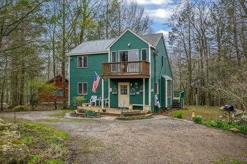 32 Woodchuck Holw, Tolland, MA, 01034-9302 | Card Image