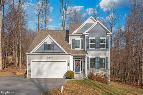 7796 Old Receiver Rd, FREDERICK, MD, 21702-2755 | Card Image