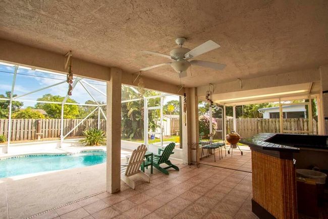 1019 Se Euclid Ln, House other with 3 bedrooms, 2 bathrooms and null parking in Port St Lucie FL | Image 32