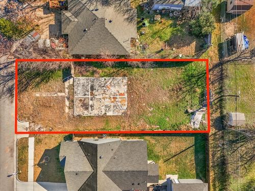 1020 E Lowden St, Fort Worth, TX, 76104-7229 | Card Image