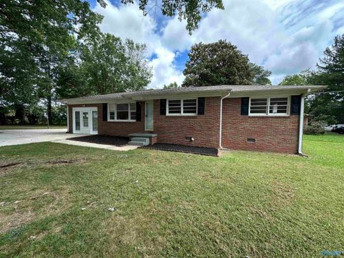 3613 Bragg St Nw, Huntsville, AL, 35810-2675 | Card Image