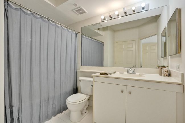 2113 Tuscany Way, Condo with 2 bedrooms, 2 bathrooms and null parking in Boynton Beach FL | Image 29