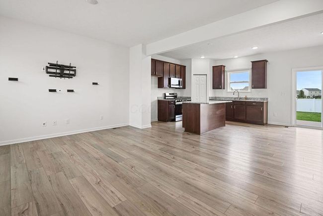 1235 Eagleton Blvd, House other with 4 bedrooms, 3 bathrooms and null parking in London OH | Image 4
