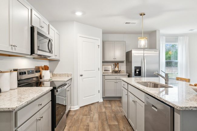 33 Heather Ln, House other with 4 bedrooms, 2 bathrooms and null parking in STAUNTON VA | Image 9
