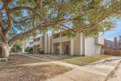 apt-l4-1902 Dartmouth St, College Station, TX, 77840-7003 | Card Image