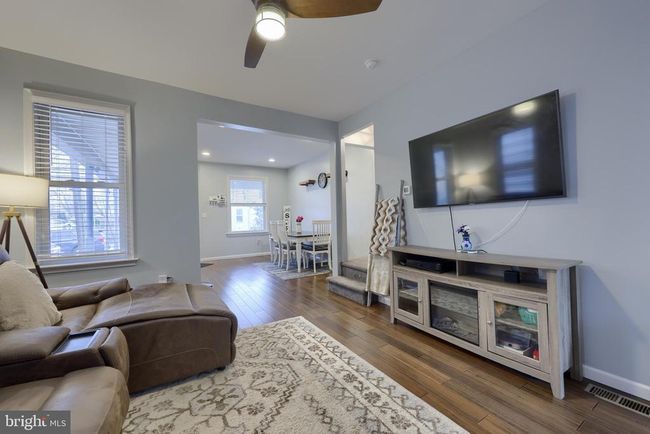 306 S Cherry St, Home with 3 bedrooms, 2 bathrooms and null parking in MYERSTOWN PA | Image 9