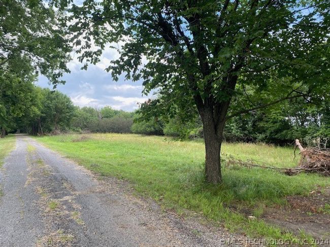 120 N Lee St, House other with 3 bedrooms, 2 bathrooms and null parking in Kiowa OK | Image 6