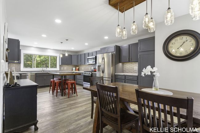 9-web-or-mls-7666-thomas-ave | Image 10