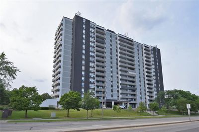 1610 - 2055 Upper Middle Rd, Condo with 2 bedrooms, 1 bathrooms and 2 parking in Burlington ON | Image 3