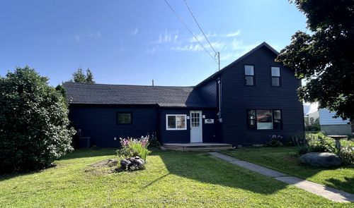 123 Market St, Collingwood, ON, L9Y3M7 | Card Image