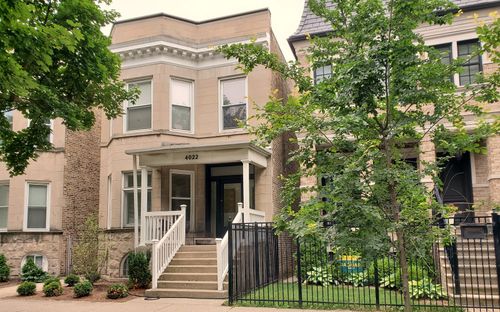 1-4022 N Paulina St, Chicago, IL, 60613-2520 | Card Image