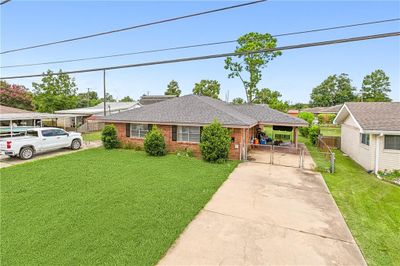 104 Nu Street, Home with 4 bedrooms, 2 bathrooms and null parking in Belle Chasse LA | Image 2