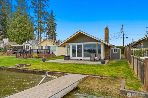 4302 Peninsula Rd, Stanwood, WA, 98292-7936 | Card Image