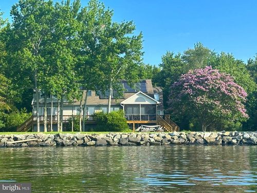 5313 Dennis Point Ln, Shady Side, MD, 20764-4500 | Card Image