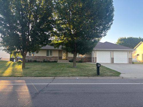401 S Bruce St, Marshall, MN, 56258-1935 | Card Image