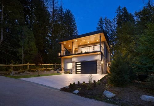 1486 Coast Meridian Rd, Coquitlam, BC, V3E3H3 | Card Image