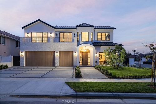 9121 Christine Dr, Huntington Beach, CA, 92646-8315 | Card Image