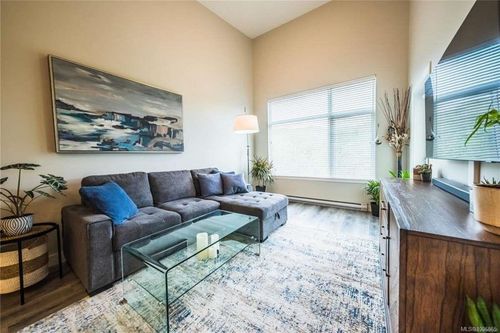 514-20 Barsby Ave, Nanaimo, BC, V9R0K4 | Card Image