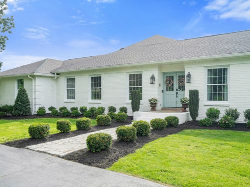 305 Appomattox Dr, Brentwood, TN, 37027-4956 | Card Image