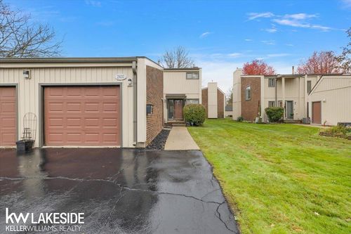 25033 Woodvale North Drive, Southfield, MI, 48034 | Card Image