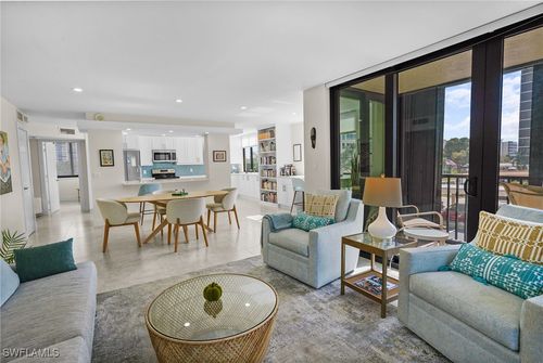 apt-101-17 Bluebill Ave, NAPLES, FL, 34108-1762 | Card Image