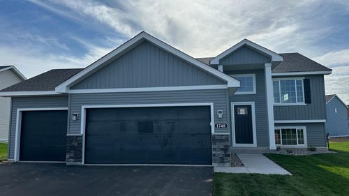 1748 Squirrel Way, New Richmond, WI, 54017-7276 | Card Image
