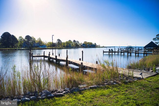 4897 Black Walnut Point Rd, House other with 3 bedrooms, 2 bathrooms and null parking in TILGHMAN MD | Image 4