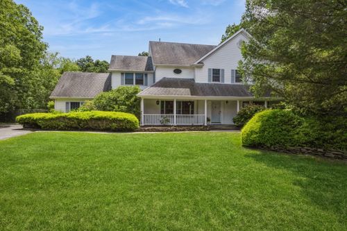 8 Willimatic Ct, Shoreham, NY, 11786-2018 | Card Image