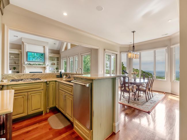 114 High Rock Ridge Dr, House other with 5 bedrooms, 6 bathrooms and 2 parking in Landrum SC | Image 10