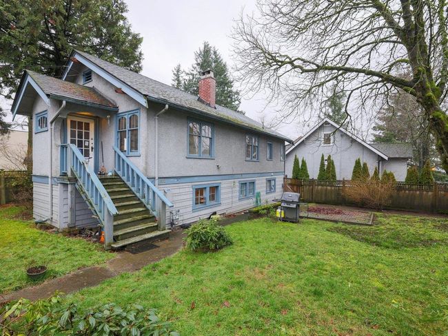 1106 Sixth Avenue, House other with 5 bedrooms, 3 bathrooms and 6 parking in New Westminster BC | Image 3